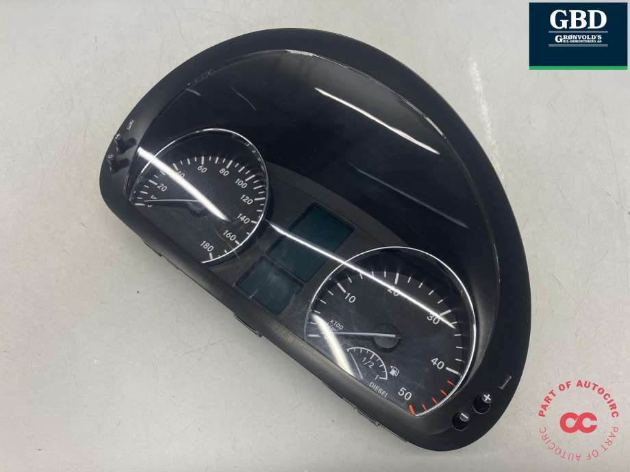 Instrumentpanel til Mercedes Sprinter 2013-2018 (Fase 2) (906) (906) (A 906 900 47 02|A 906 900 97 00|A 906 902 54 01)