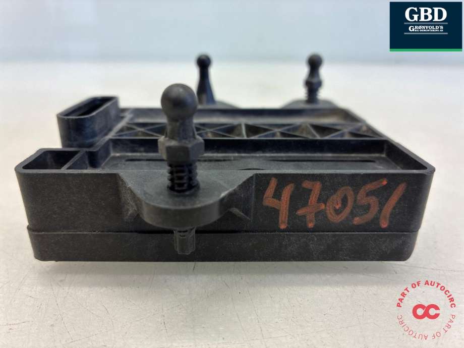 Sensor radar til Tesla Model X 2016-->> (1108647-00-H|1108647-00-B | 1108647-00-C|1108647-00-E)