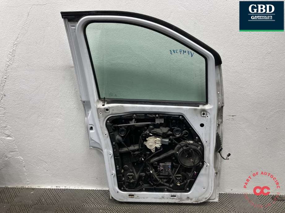 Dør venstre foran til Mercedes Vito 2014-->> (W447) (W447) (A 447 720 66 00|A 447 720 00 05|)
