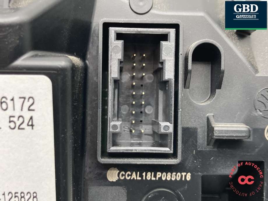 Instrumentpanel til Škoda Superb 2015-->> (Type III)  (3V0 920 794 E|)