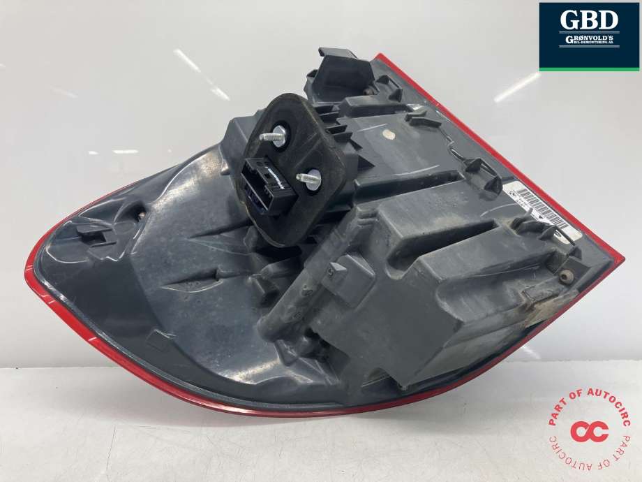 Baklykt høyre ytre til BMW X5 2013-2018 (F15) (F15) (HELLA|63 21 7 470 886|7290100-10|011 297 - 02)