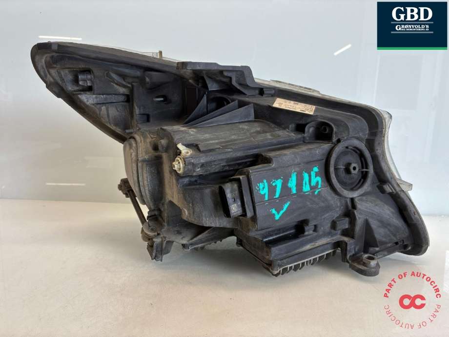 Frontlykt venstre full-LED til Mercedes Vito 2014-->> (W447) (W447) (HELLA|A 447 906 18 01|A 447 906 14 01|1EX 011.284-81)