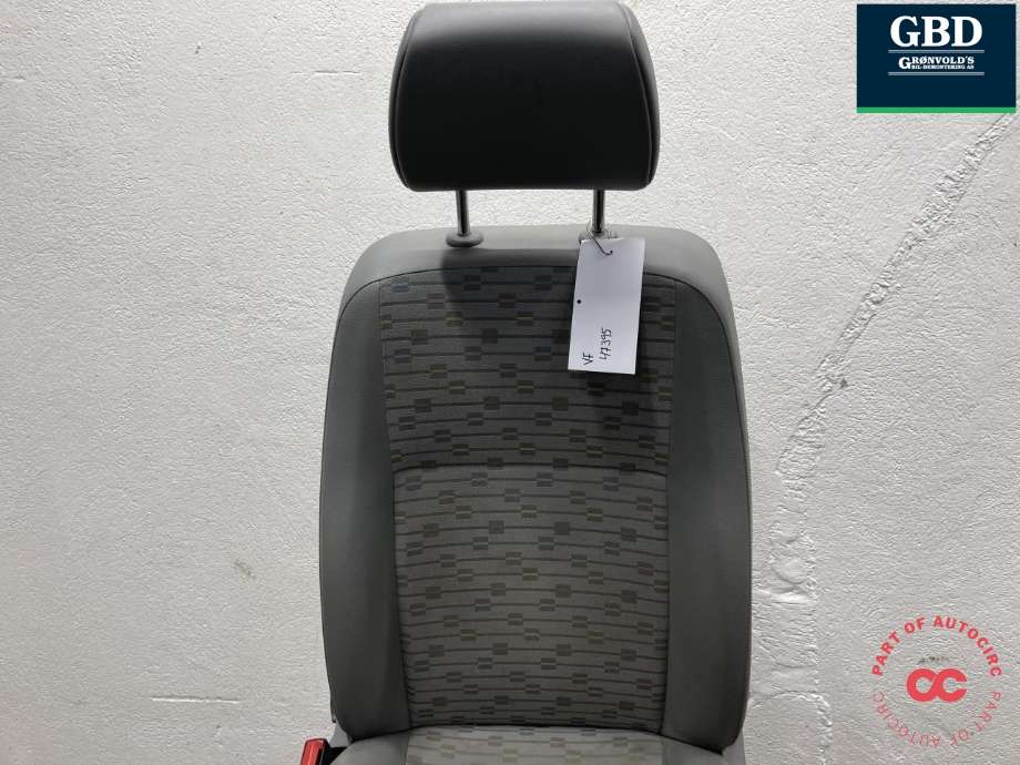 Sete foran venstre til VW Transporter / Caravelle 2009-2015 (Fase 2) (T5) (T5) (NO PART ID|)
