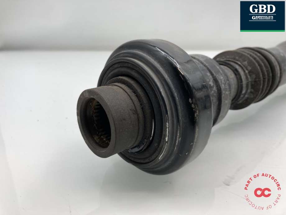 Mellomaksel fremre til VW Touareg 2010-2018 (Type II)  (7P0 521 101 N|7P0 521 101 K|7P0 521 101 G)