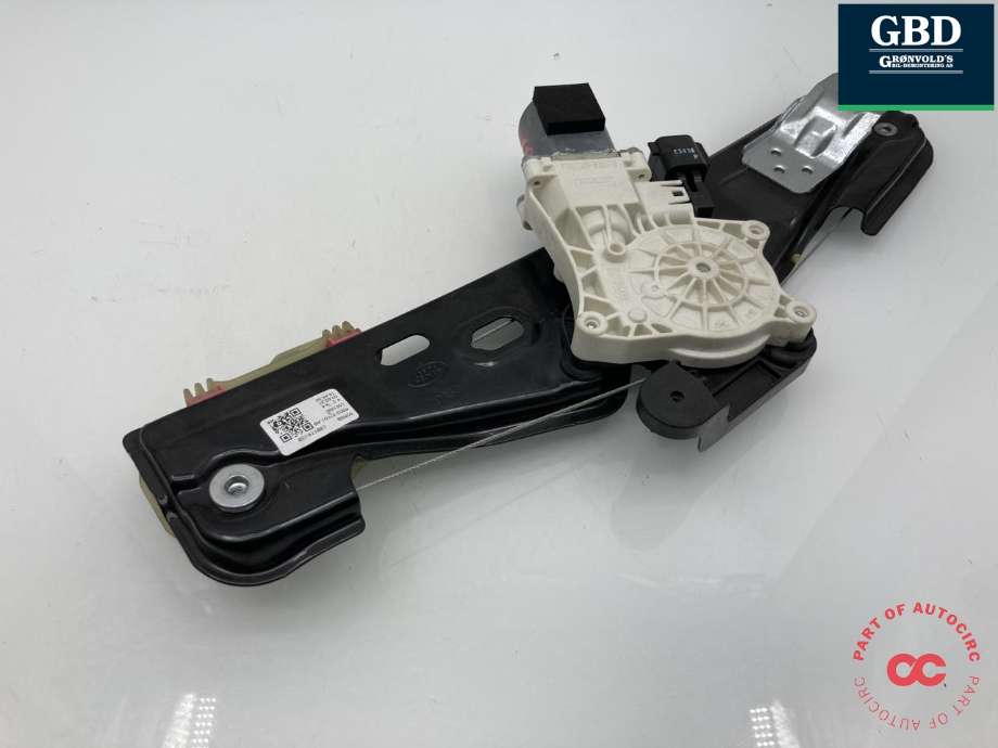 Ruteheis venstre bak til Land Rover Range Rover, Evoque 2019-->> (Type II)  (LR114598|K8D227001AC|K8D227001AB)