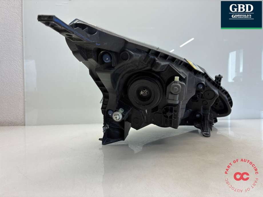 Frontlykt venstre halogen til Nissan E-NV200 2014-->>  (260604FA0A|)