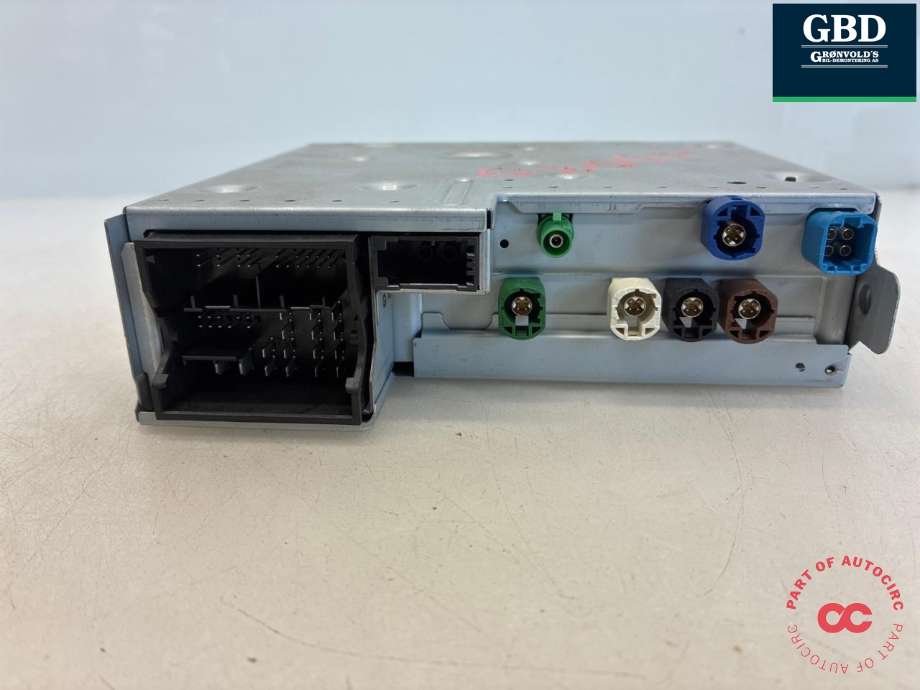 Bilstereo navigasjon spiller til Audi e-tron GT 2021-->> (4J3 035 070 J|4J3 035 070 A|)