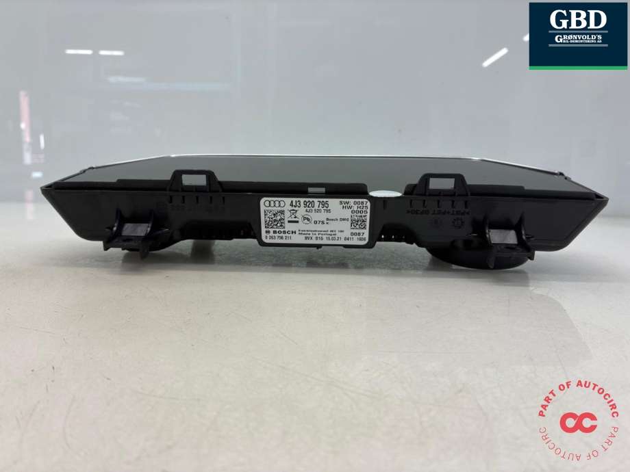Instrumentpanel til Audi e-tron GT 2021-->> (4J3 920 795|4J3 920 795 X|)