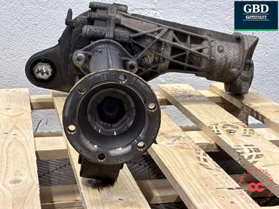 Kardang klokke foran til VW Touareg 2010-2018 (Type II)  (0BM 409 505 T|0BM 409 505 L|)
