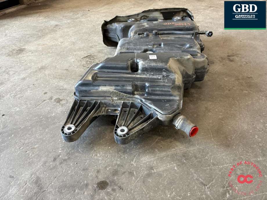 AdBlue tank til Mercedes Vito 2014-->> (W447) (W447) (A 447 470 77 00|)