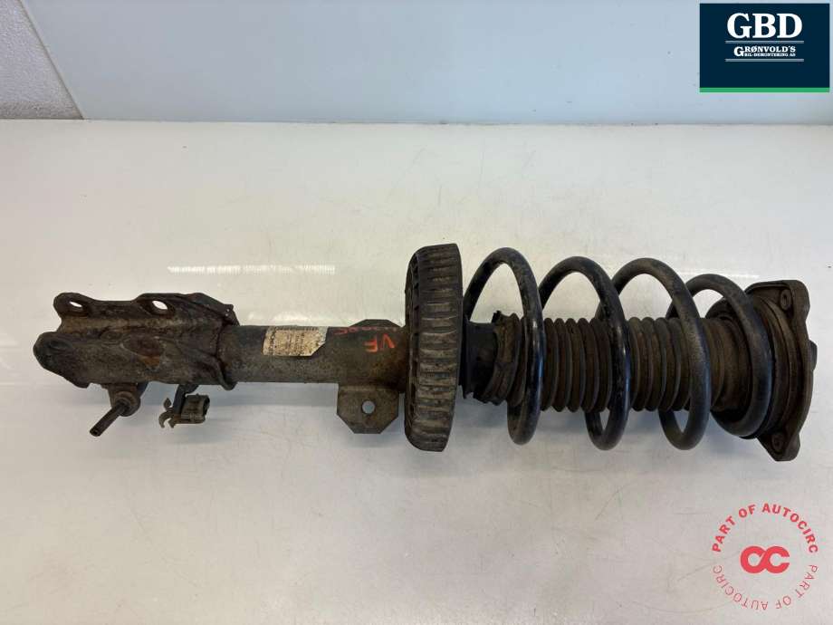 Fjærbein venstre foran til Mercedes Vito, 2014-->> (W447) (W447) (A 447 320 04 00)