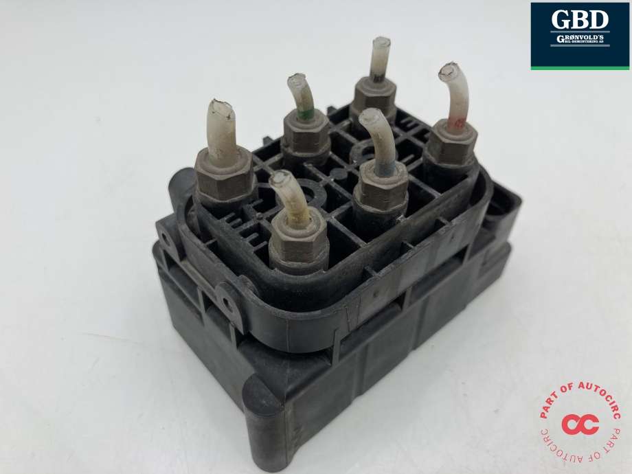 Ventilblokk luftfjæring til Mercedes ML 2005-2011 (W164) (W164) (A 212 320 03 58|A 251 320 00 58|)