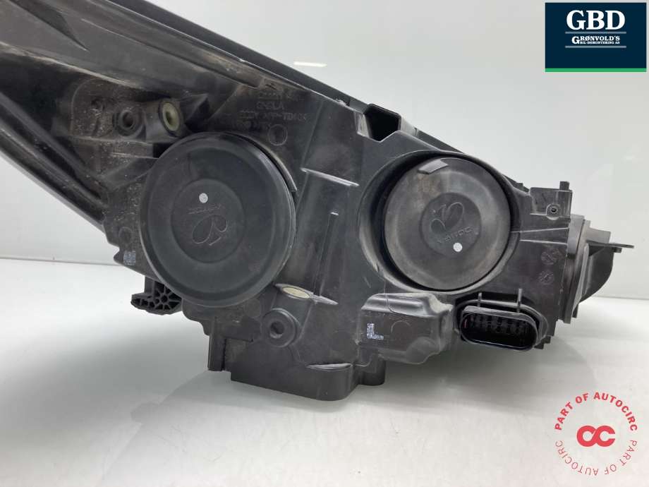 Frontlykt venstre halogen til Ford Focus 2014-2018 (Type III, Fase 2) (2060614|F1EB-13W030-AFB|)