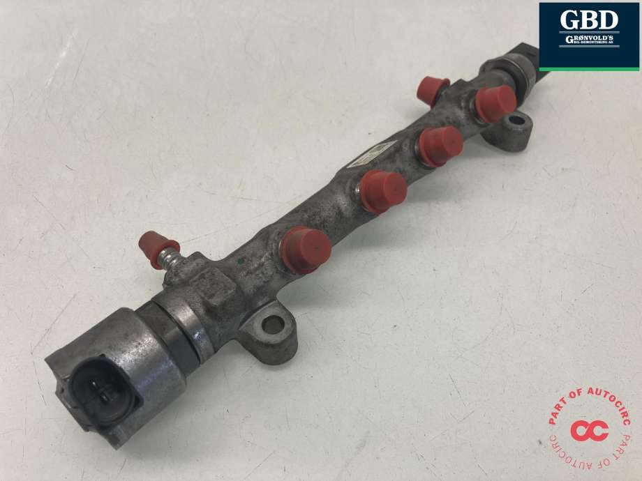 Dyseskinne (fuelrail) til VW Tiguan 2016-2020 (Type II, Fase 1)  (04L 130 089 H|04L 130 089 G|04L 906 054)