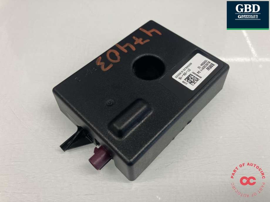 Antenne forsterker til BMW X5, 2013-2018 (F15) (F15) (65 20 9 334 691)