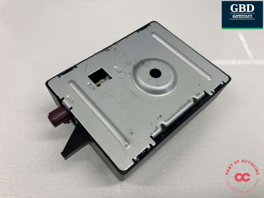 Antenne forsterker til BMW X5 2013-2018 (F15) (F15) (65 20 9 334 691|9 230 911|108594)