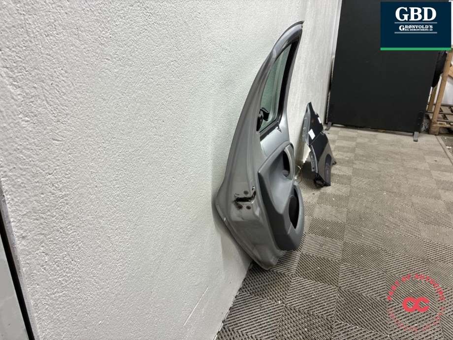 Dør venstre bak til Toyota Aygo 2005-2014 (Type I)  (670040H010|)