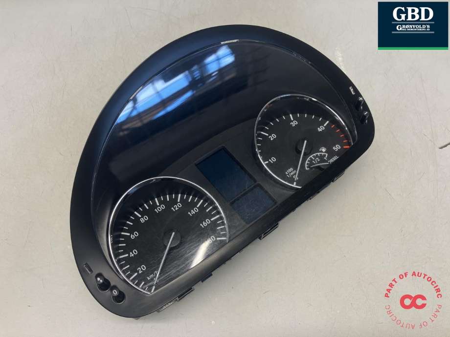 Instrumentpanel til Mercedes Sprinter 2013-2018 (Fase 2) (906) (906) (A 906 900 79 03|A 906 901 54 01|A 906 902 10 02)
