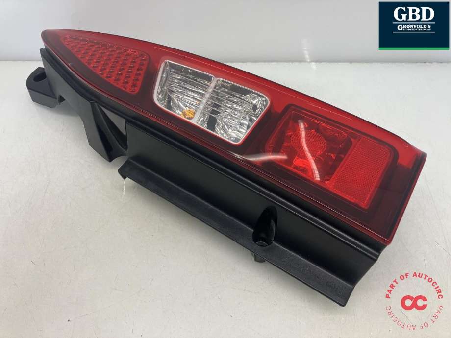 Baklykt høyre til Peugeot Partner 2015-2019 (Type II, Fase 2)  (16 800 225 80|96 772 050 80|0283632172)