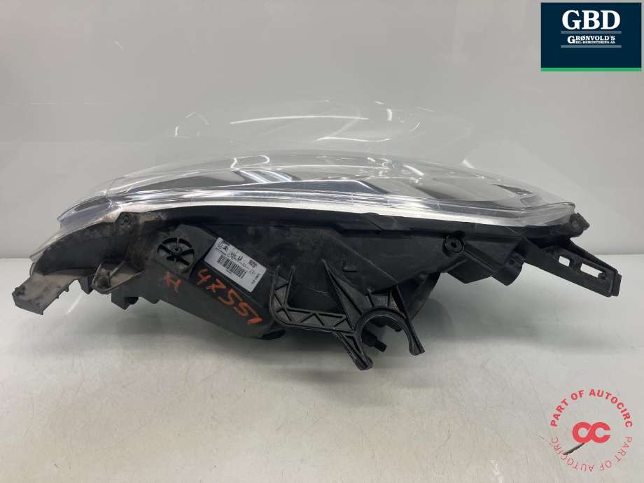 Frontlykt høyre halogen til Peugeot Partner 2015-2019 (Type II, Fase 2) (VALEO|6206 K6|89318045|)
