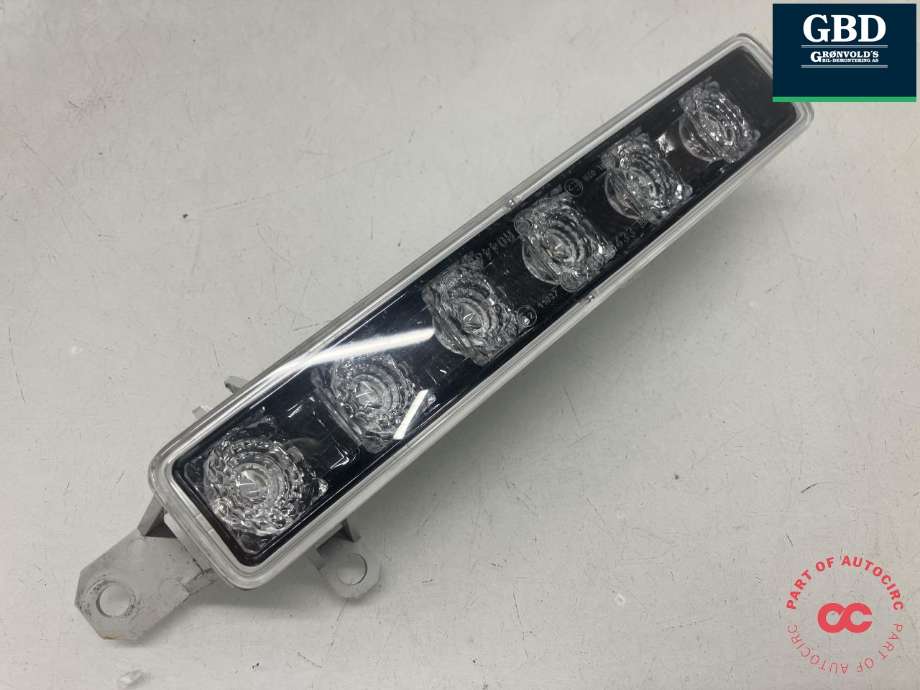 Kjørelys led høyre foran til Peugeot Partner 2015-2019 (Type II, Fase 2) (VALEO|98 126 622 80|89208643|)