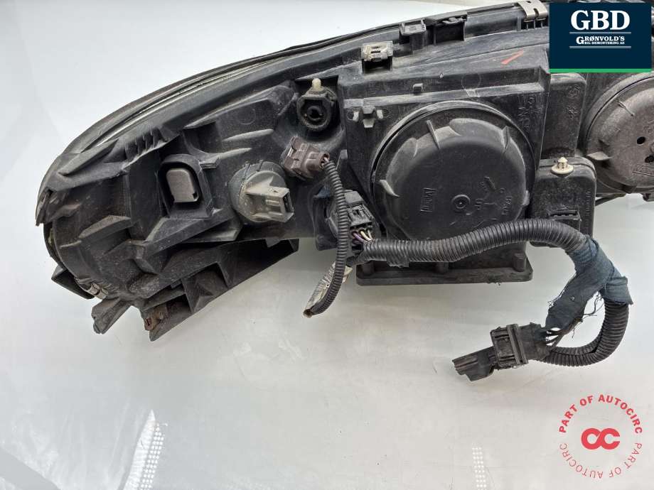 Frontlykt venstre xenon til Volvo V70 2000-2004 (Type II, Fase 1)  (31446814|)