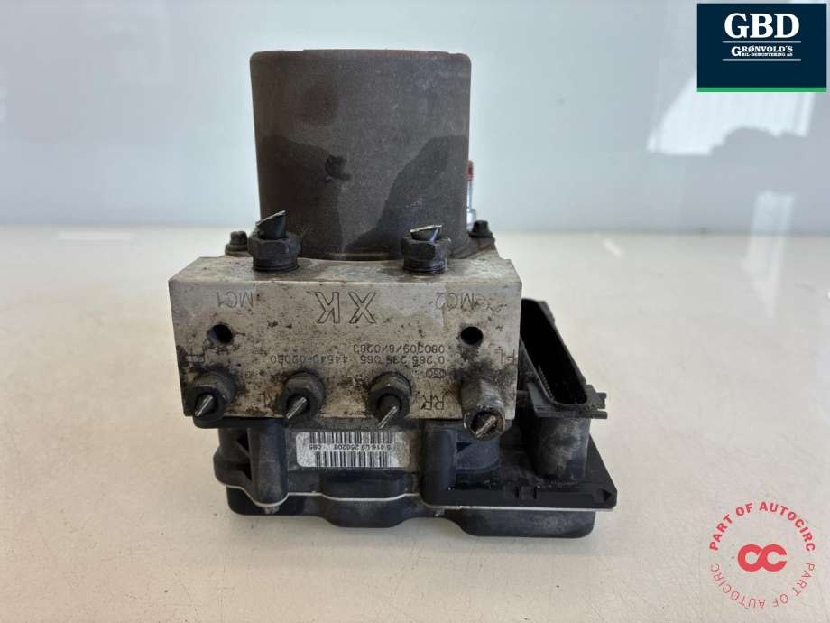 ABS sentral til Toyota Auris, 2007-2010 (Type I, Fase 1)  (4405002160)
