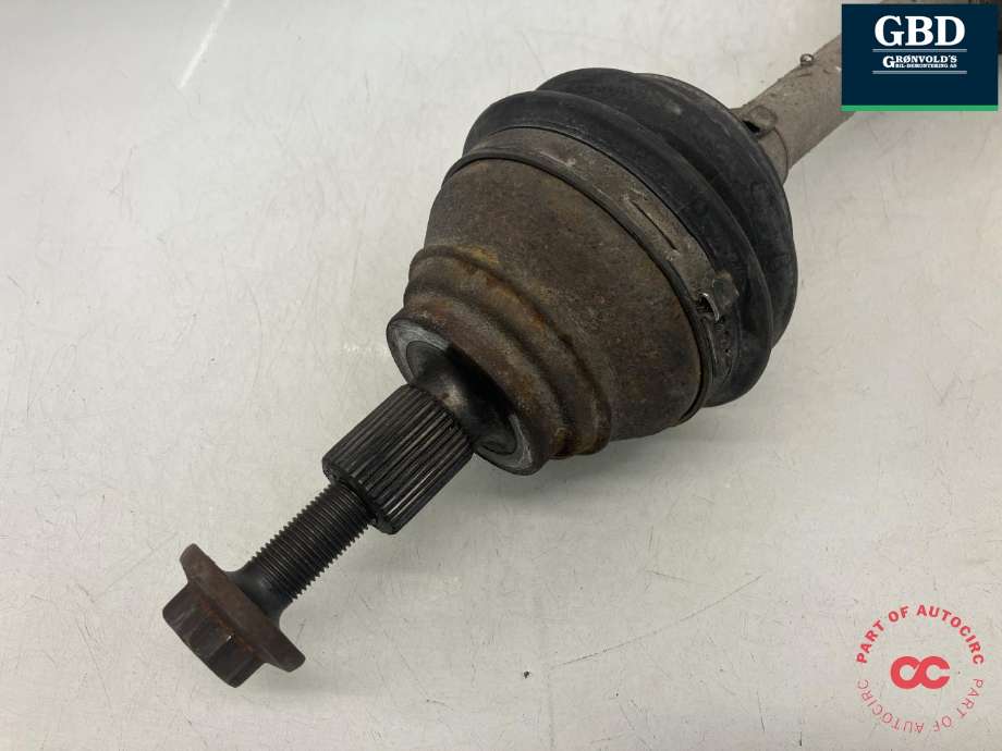 Drivaksel venstre foran, diesel/automat til VW Passat 2011-2015 (B7) (B7) (1K0 407 271 KB|1K0 407 271 NT|1K0 407 763 HX)