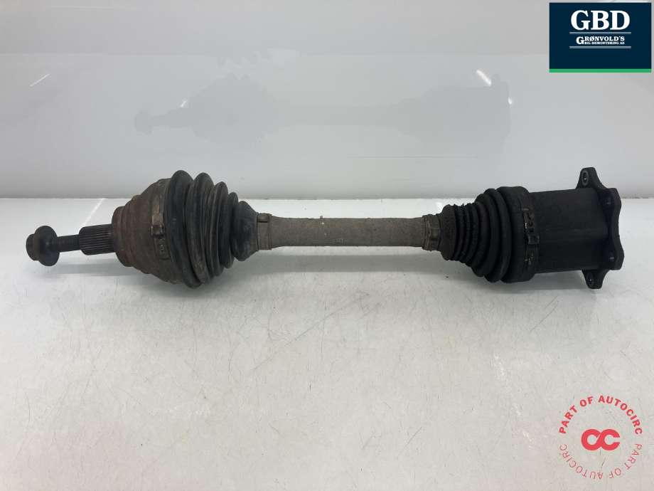 Drivaksel venstre foran, diesel/automat til VW Passat 2011-2015 (B7) (B7) (1K0 407 271 KB|1K0 407 271 NT|1K0 407 763 HX)