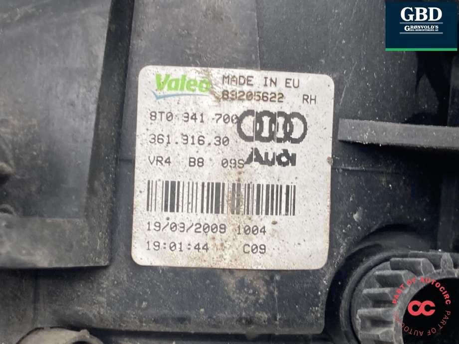 Tåkelykt høyre foran til Audi A4 2007-2014 (Type IV) (B8) (B8) (VALEO|8T0 941 700 E|8T0 941 700|89205622)