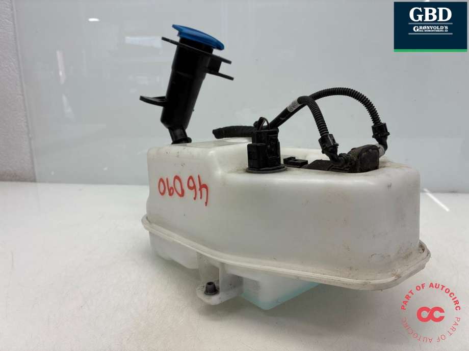 Spylerpumpe foran til Audi e-tron GT 2021-->>  (9J1 955 453 D|1K6 955 651|9J1 955 449 F)