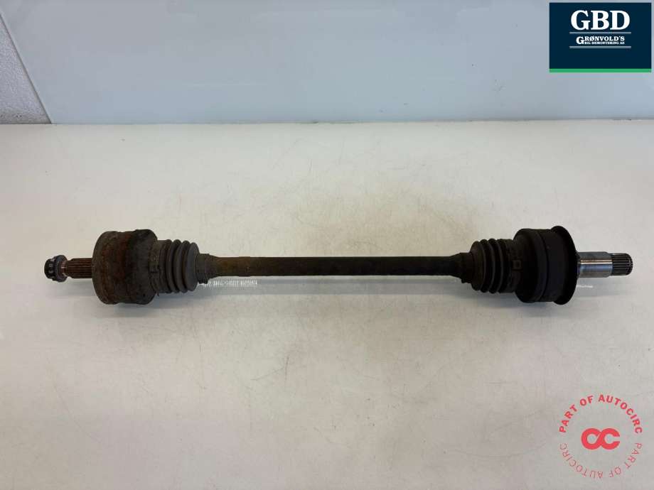 Drivaksel venstre bak, diesel/automat til Mercedes CLK 2002-2009 (C209) (C209) (A 203 350 30 56|A 203 350 26 10|)