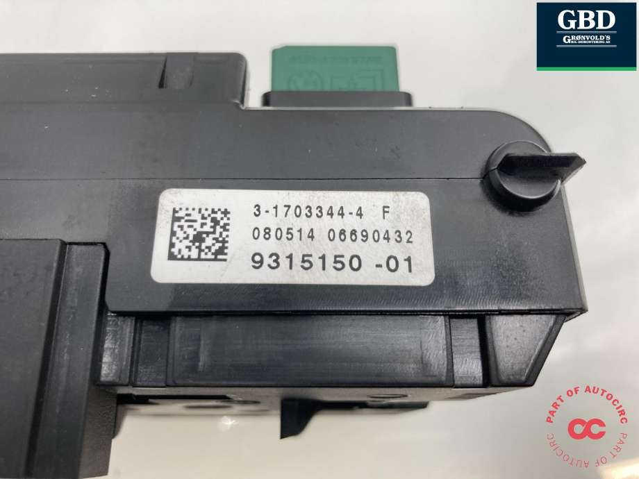 Sikringsboks til BMW X4 2014-2018 (F26) (F26) (|3-1703344-4)