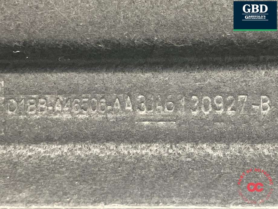 Hattehylle til Ford Fiesta 2013-2017 (Type VI, Fase 2) (1942136|D1BB-A46506-AB3JA6|D1BB-A46506-AA)