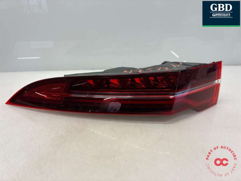 Baklykt venstre ytre til Jaguar I-PACE, 2018-->> (T4K16644)