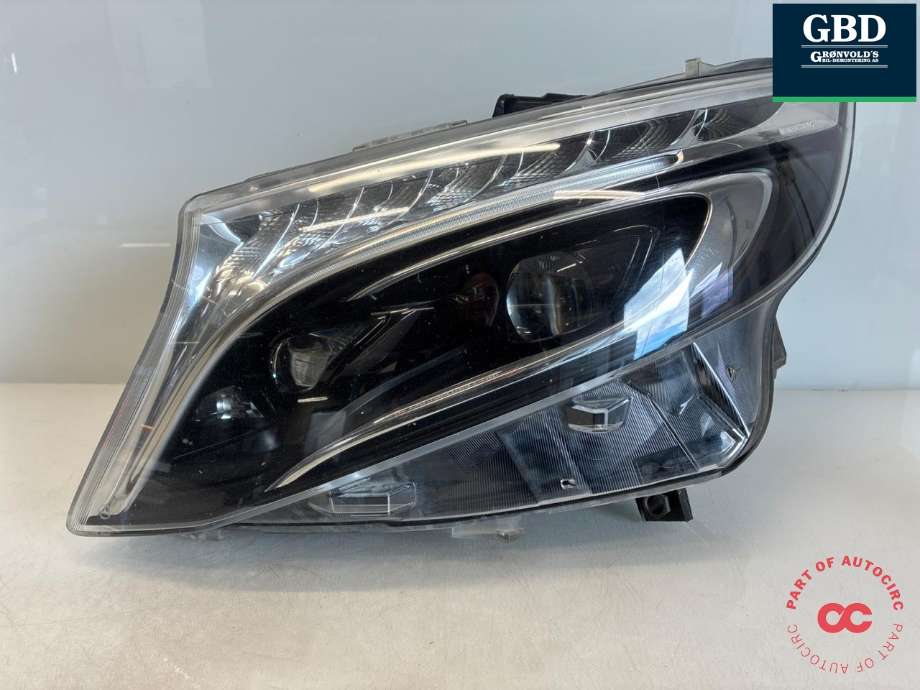 Frontlykt venstre full-LED til Mercedes Vito, 2014-->> (W447) (W447) (A 447 906 18 01)