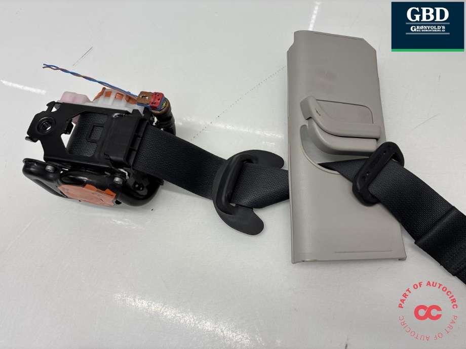 Sikkerhetsbelte foran høyre til Nissan Qashqai 2014-2021 (Type II)  (868844EL2A|)