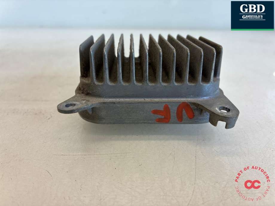 Styreenhet LED til Tesla Model Y 2021-2024 (Type I) (1532925-09-E|)