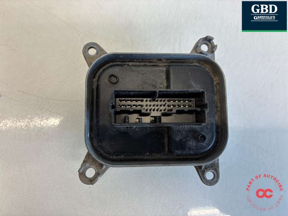 Styreenhet LED til Tesla Model Y 2021-2024 (Type I) (1532925-09-E|)