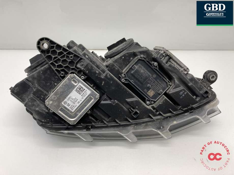 Frontlykt venstre xenon til Škoda Octavia 2013-2016 (Type III, Fase 1)  (5E1 941 017 B|5E1 941 015 B 12S|)