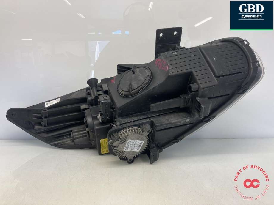 Frontlykt venstre xenon til Kia Carens 2013-2018 Type III (92101A 4190|92101-A4140|92101-A4150)
