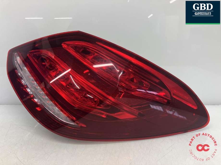Baklykt høyre til Mercedes C-Klasse 2014-2018 (Fase 1) (W205) (W205) (A 205 906 04 57|619502|)