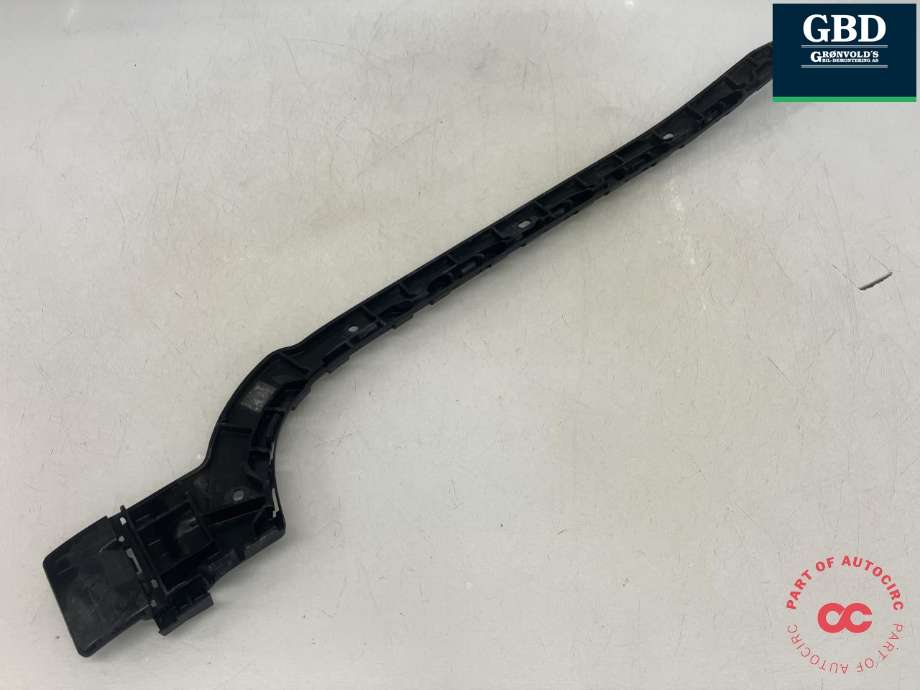Støtfanger bak feste til Mercedes Vito 2014-->> (W447) (W447) (A 447 880 04 12|)