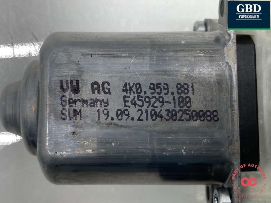 Ruteheis, kun motor, høyre bak til VW ID.4 2020-->>  (|4K0 959 881)