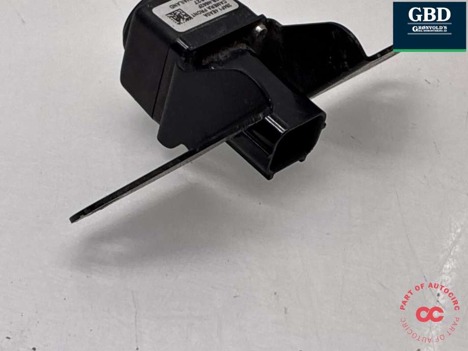 Parkeringskamera foran til Nissan Qashqai 2014-2021 (Type II)  (284F14EA1A|284F14EA0A|)