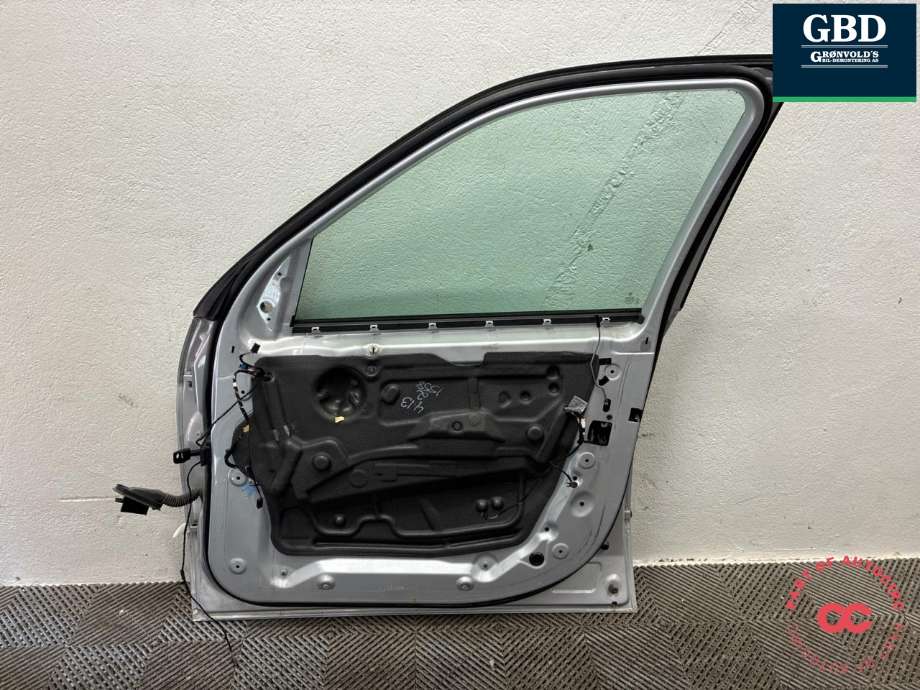 Dør høyre foran til BMW X5 2007-2013 (E70) (E70) (41 51 7 211 424|)