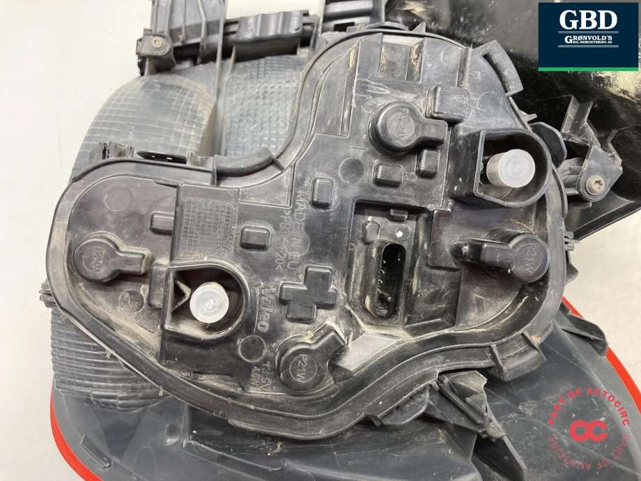 Baklykt venstre til BMW 1-Serie 2011-2015 (Fase 1) (F20/F21) (F20/F21) (63 21 7 270 095|)
