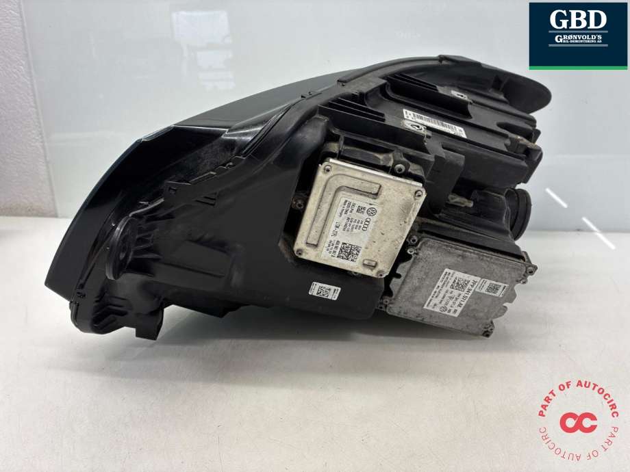 Frontlykt høyre full-LED til VW Transporter / Caravelle 2015-2019 (T6) (T6) (VALEO|7E1 941 774|7E1 941 036|90079563)