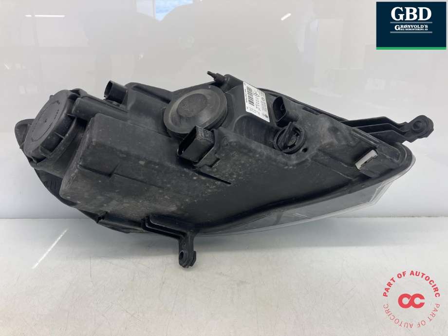 Frontlykt venstre halogen til VW Golf, Plus/Cross 2009-2013 (Fase 2)  (HELLA|5M1 941 005 G|1EE 009 948-01|)
