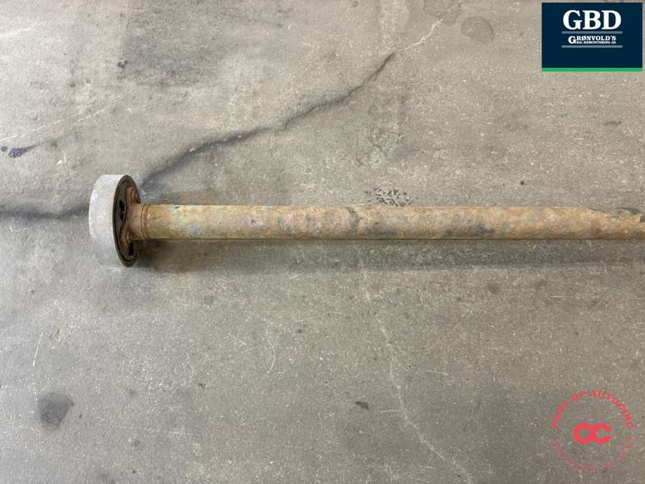 Mellomaksel til VW Golf VI 2008-2012  (1K0 521 101 H|)